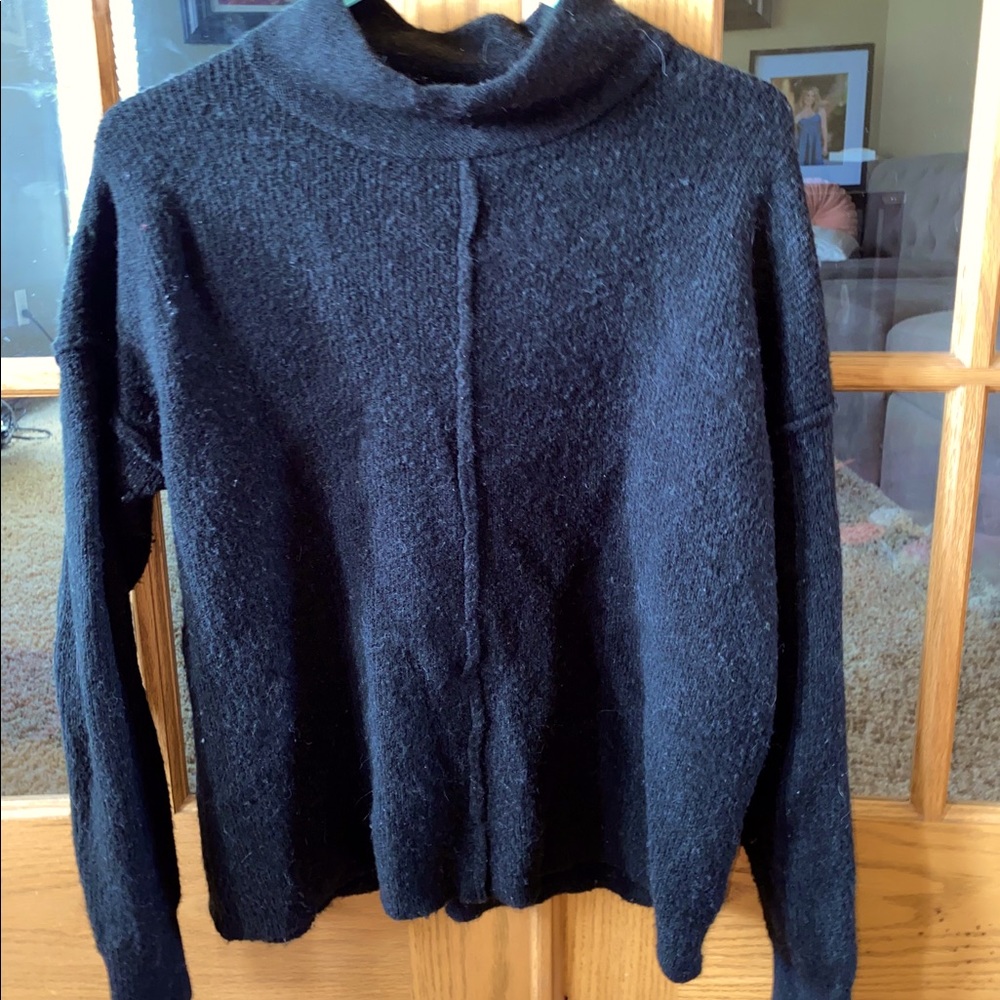 Women’s Rugged Sweater